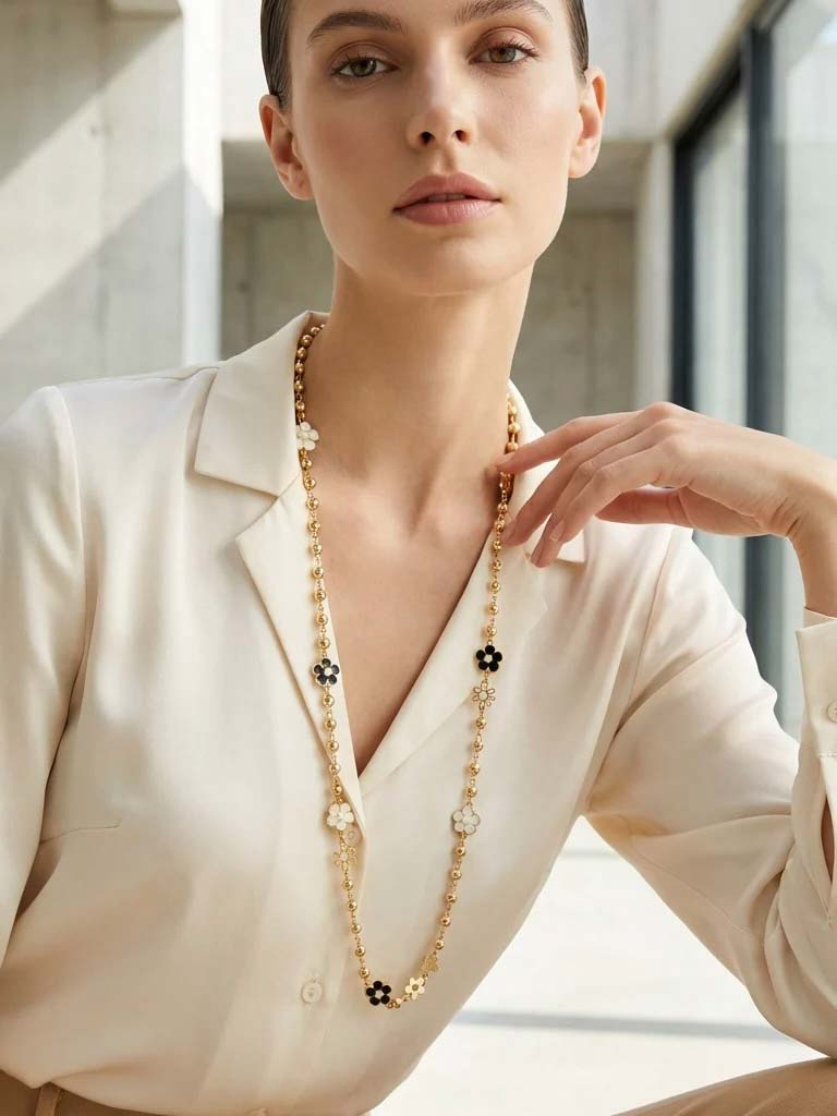 Envy Flower Bead Necklace - Gold