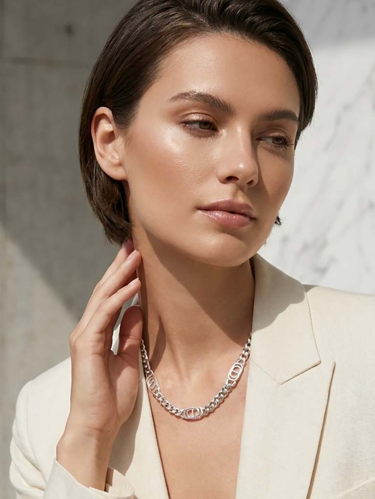 Envy Monogram Curb Chain Necklace - Silver