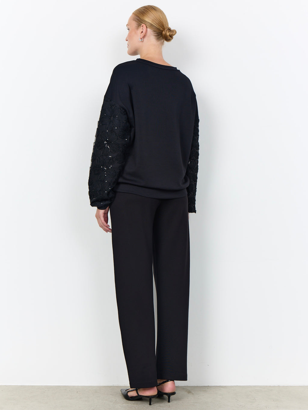 Soya Concept Banu Lace Sleeve Sweatshirt - Black