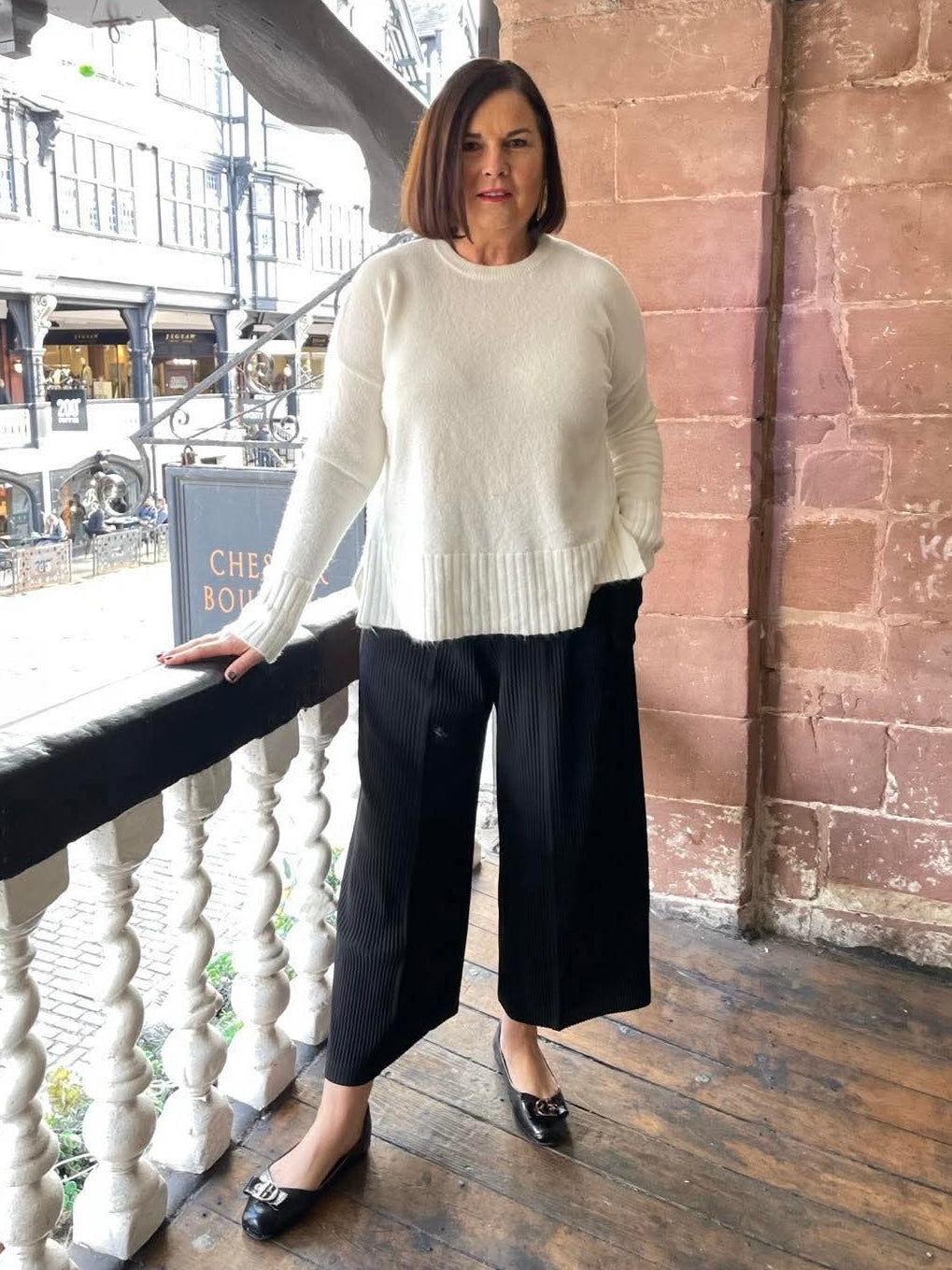 Super Soft Ribbed Hem Knit - Cream