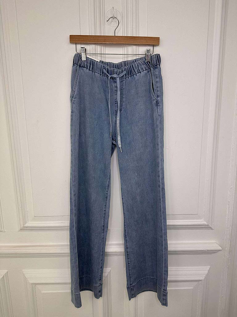 Wide Leg Jogger Jeans - Pale Blue