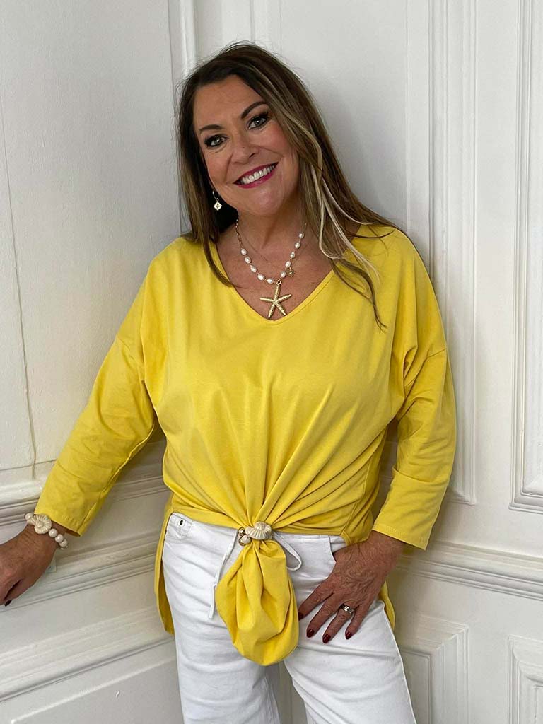 V-Neck Scooped Hem Top - Lemon