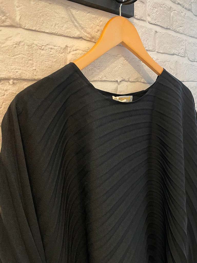 Malissa J Curved Pleat Top - Black