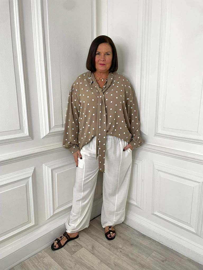 Dotty Pussybow Blouse - Mocha