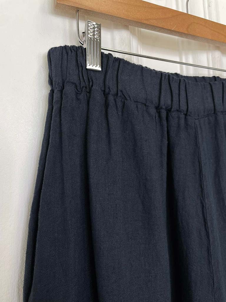 Linen Barrel Trousers - Navy
