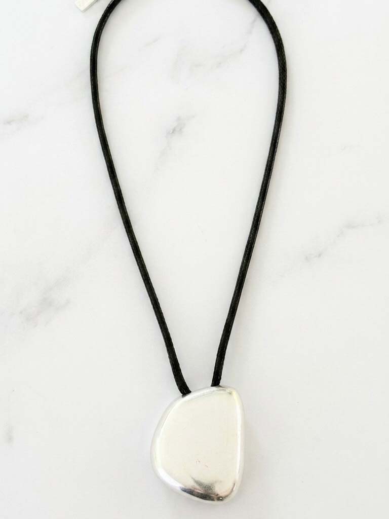 Envy Pebble Rope Necklace - Silver