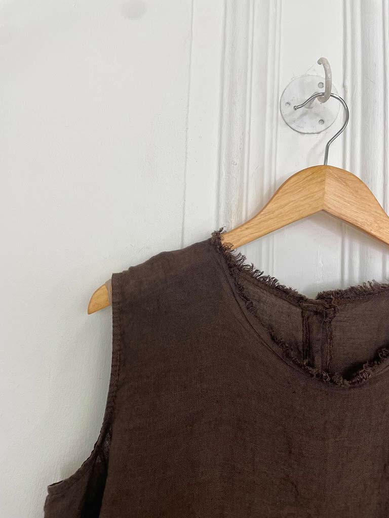Linen Button Back Raw Edge Top - Chocolate