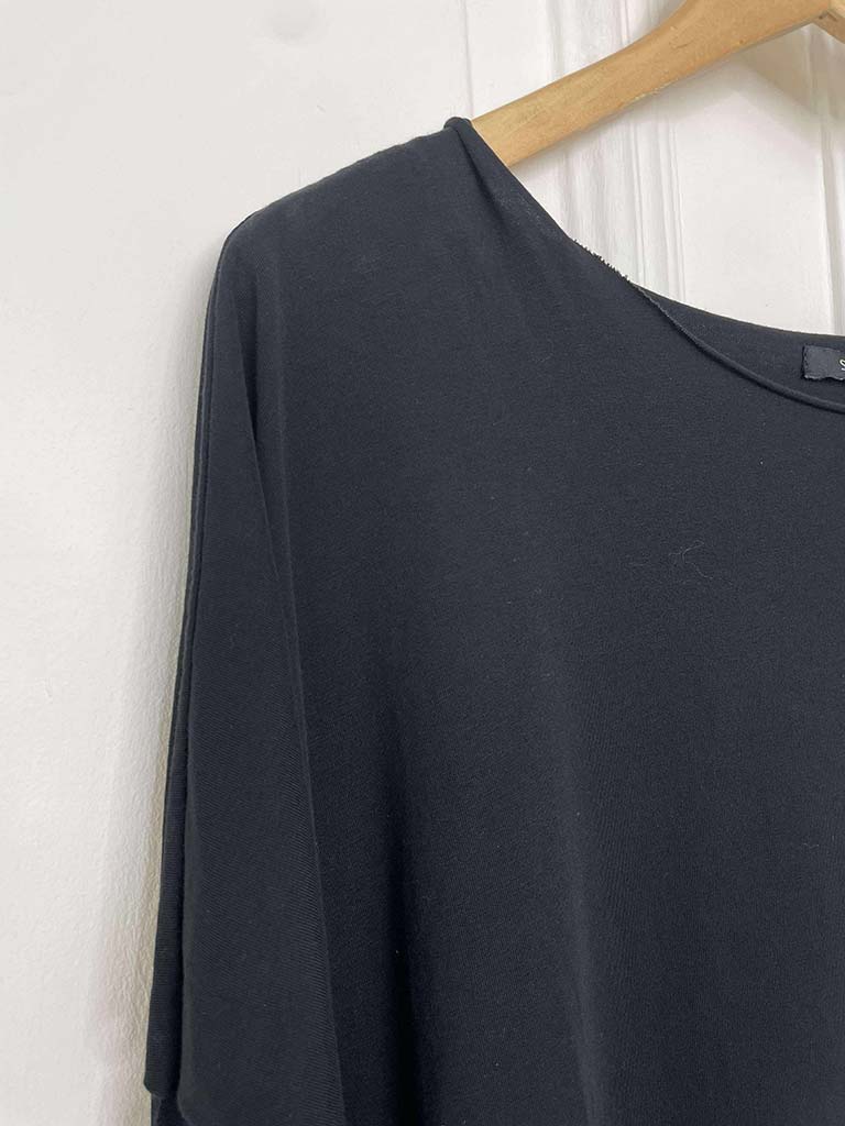 Raw Edge Basic T-Shirt - Black