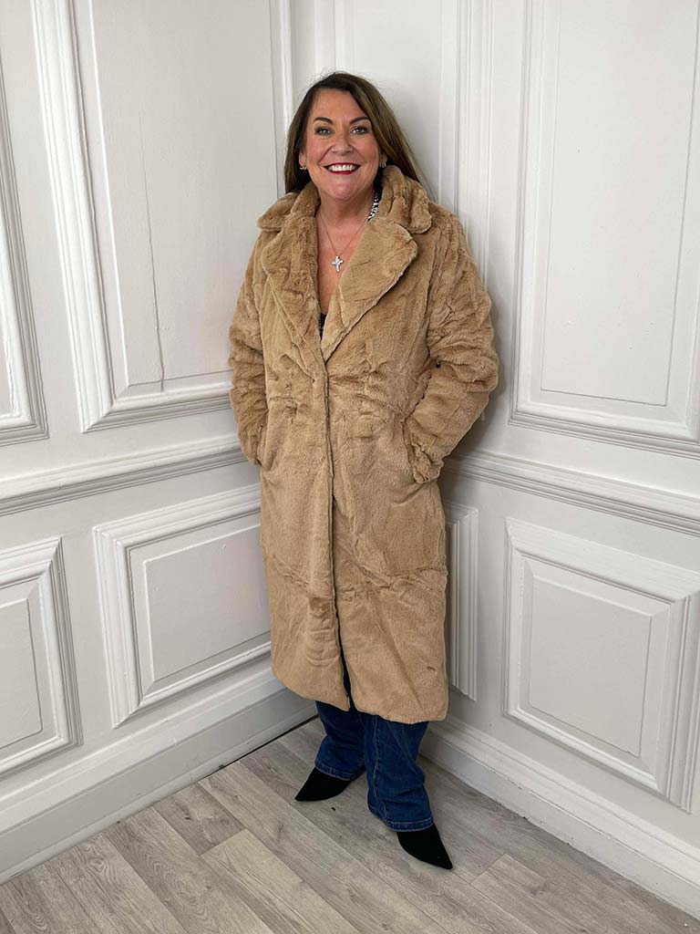 Luxe Faux Fur Long Coat - Camel