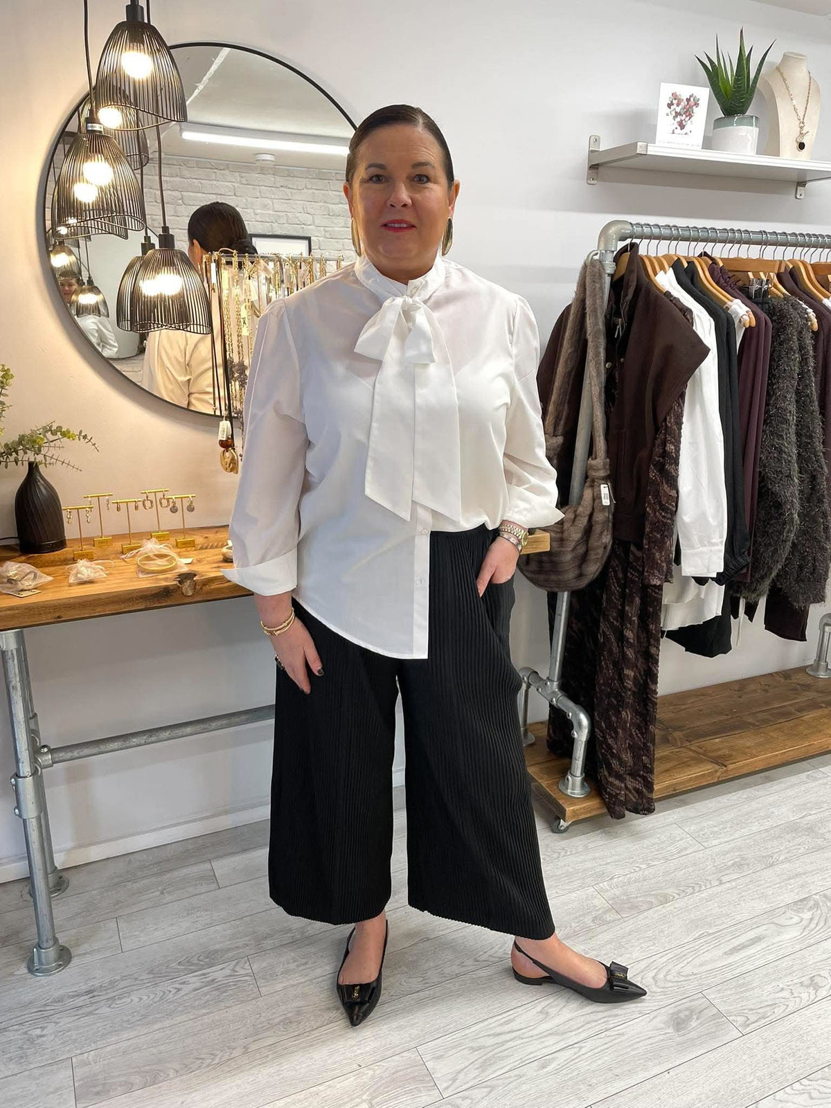 Malissa J Pleat 7/8 Palazzos - Black