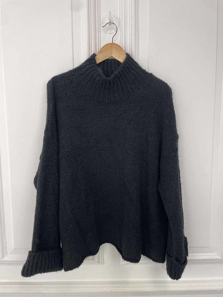 Turn Up Chunky Knit - Black