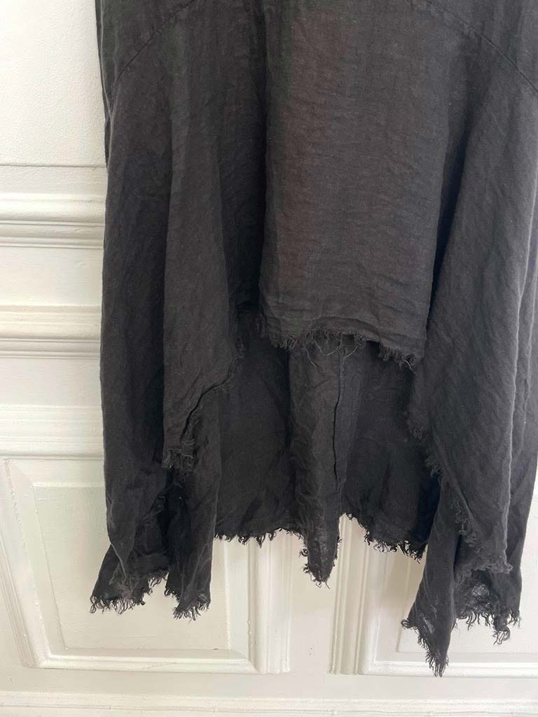 Linen Dip Back Tunic - Black