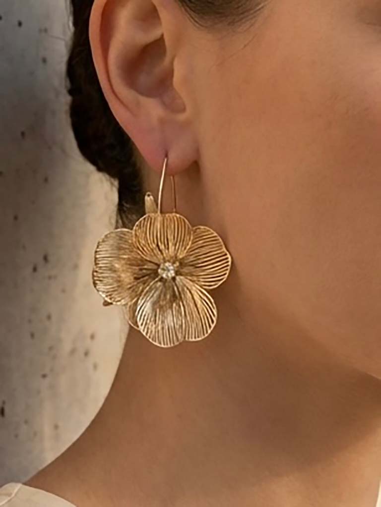 Envy Flower Earrings - Gold