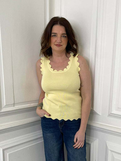 Scalloped Edge Vest - Daffodil