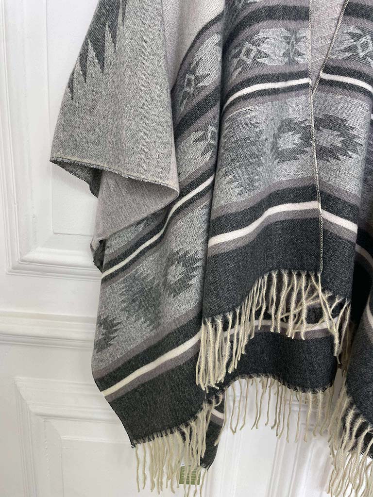 Aztec Print Wrap - Grey