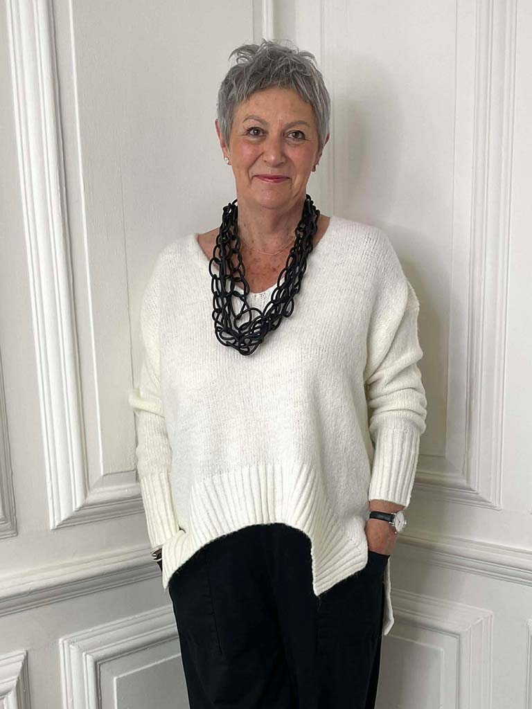 Scooped Hem Chunky Knit - Winter White