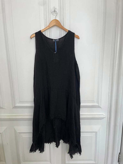 Linen Dip Back Tunic - Black