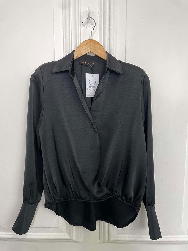 Bubble Hem Button Blouse - Black
