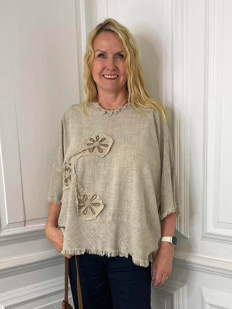 Flower Stitch Raw Edge Top - Sand