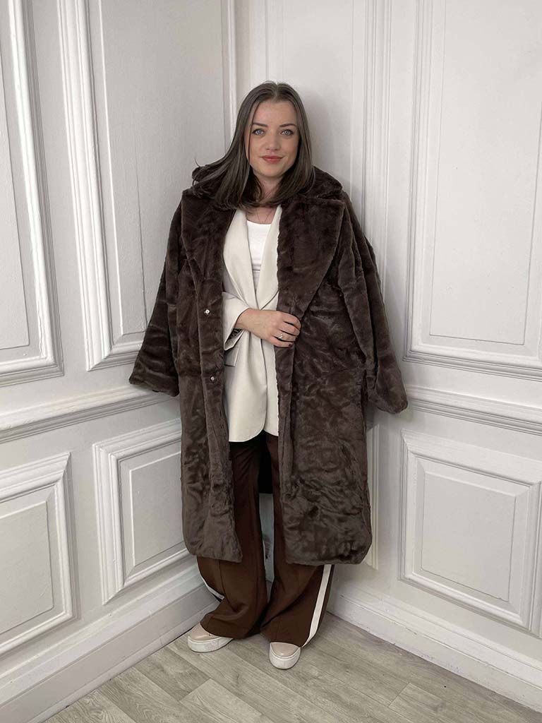 Luxe Faux Fur Long Coat - Chocolate