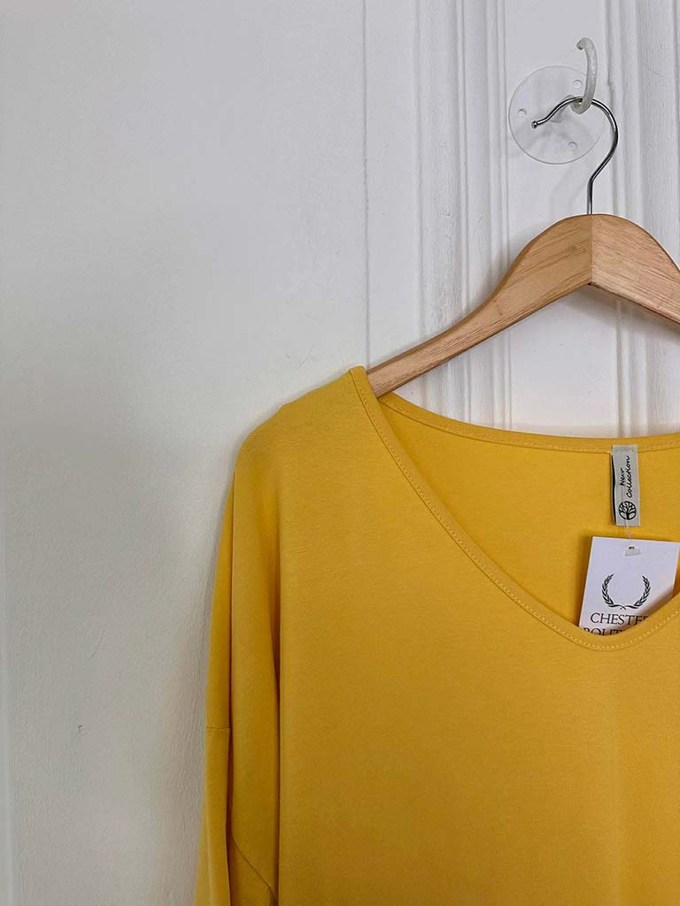 V-Neck Scooped Hem Top - Lemon