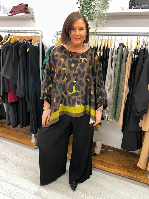 Leopard Border Print Top - Chocolate