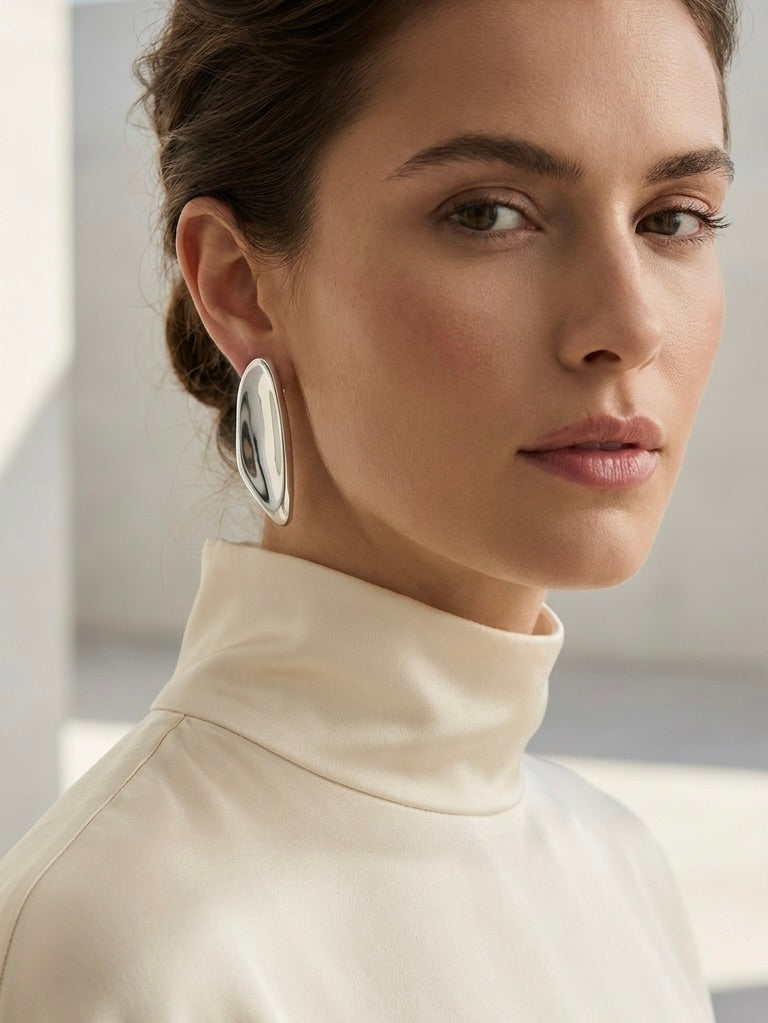 Envy Sculpted Earrings - Silver