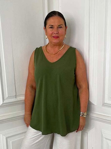 Classic V-Neck Vest - Khaki
