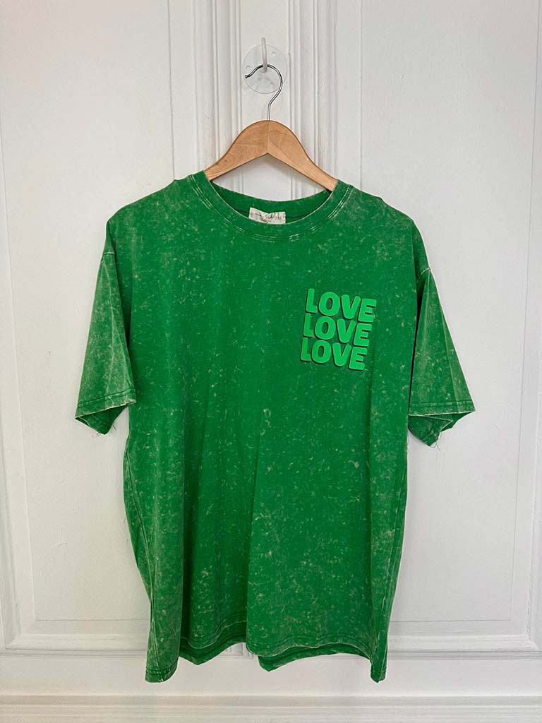 Love Tee - Apple