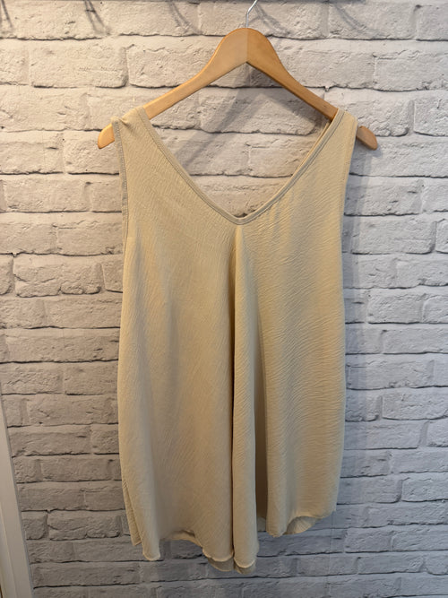 Classic V-Neck Vest - Oat