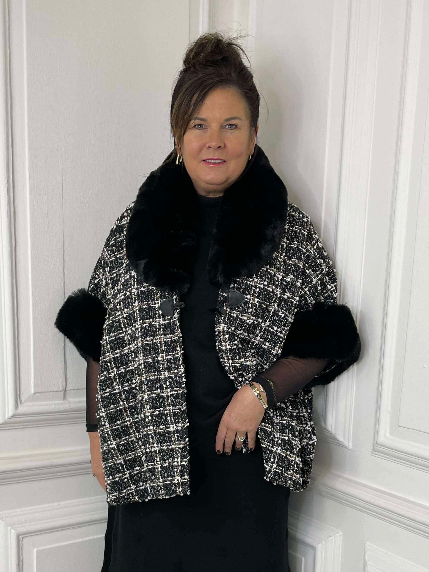 Tweed & Faux Fur Cape - Black
