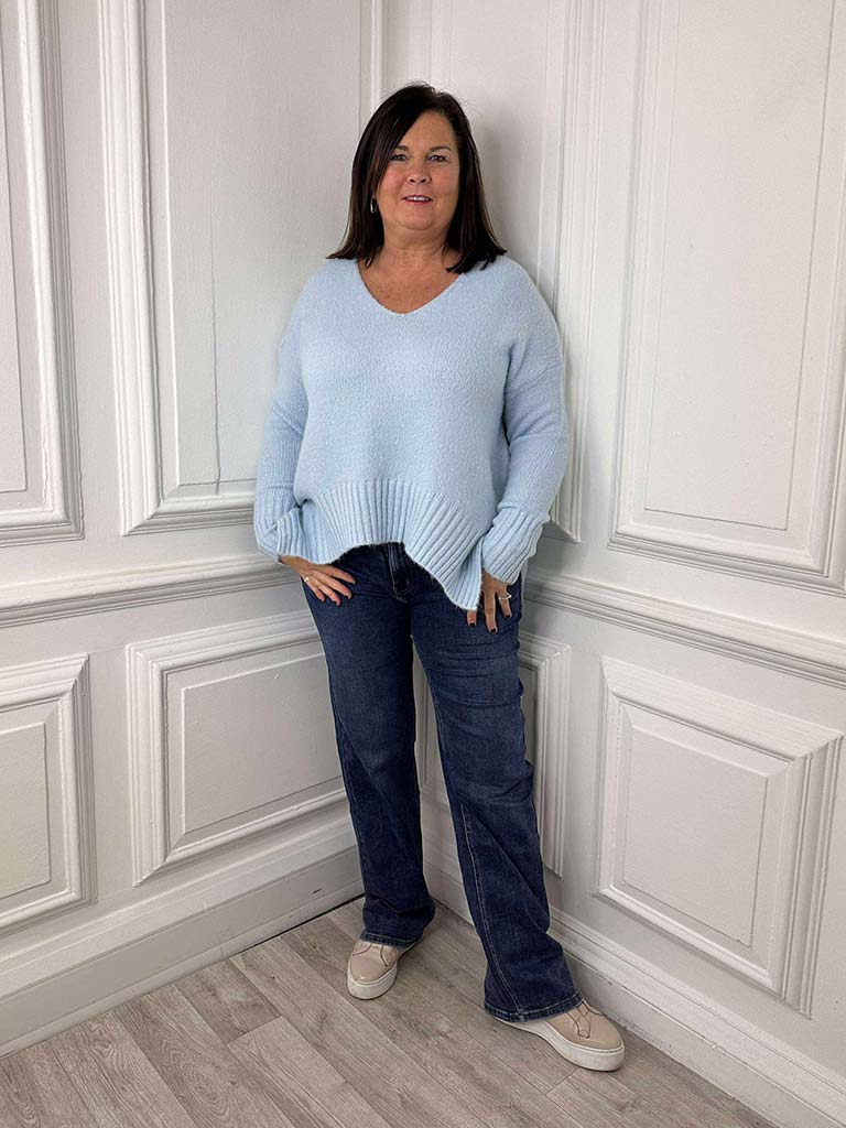Scooped Hem Chunky Knit - Sky