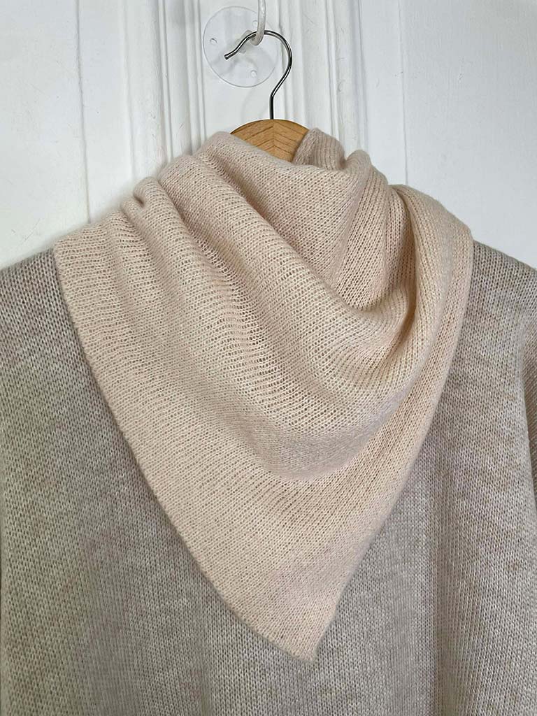 Knitted Triangle Scarf - Nude