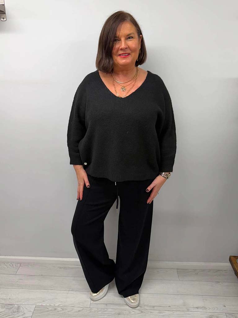 Malissa J V-Neck Classic Knit - Black