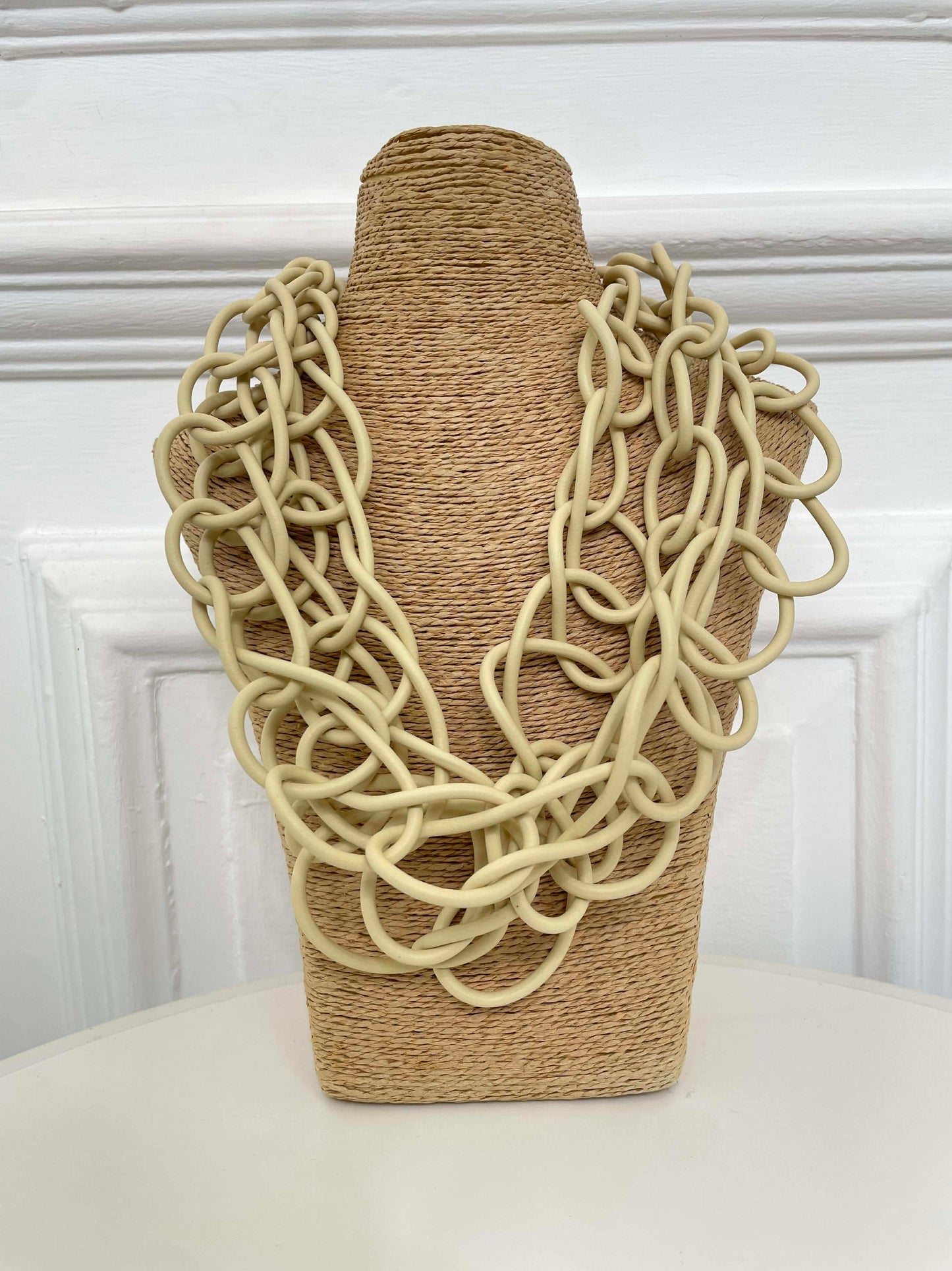 Chain Link Rubber Necklace - Vanilla