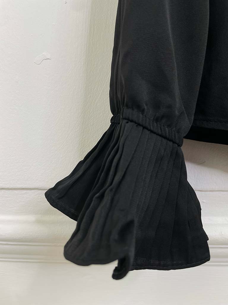 Ruffle Pleat Shirt - Black