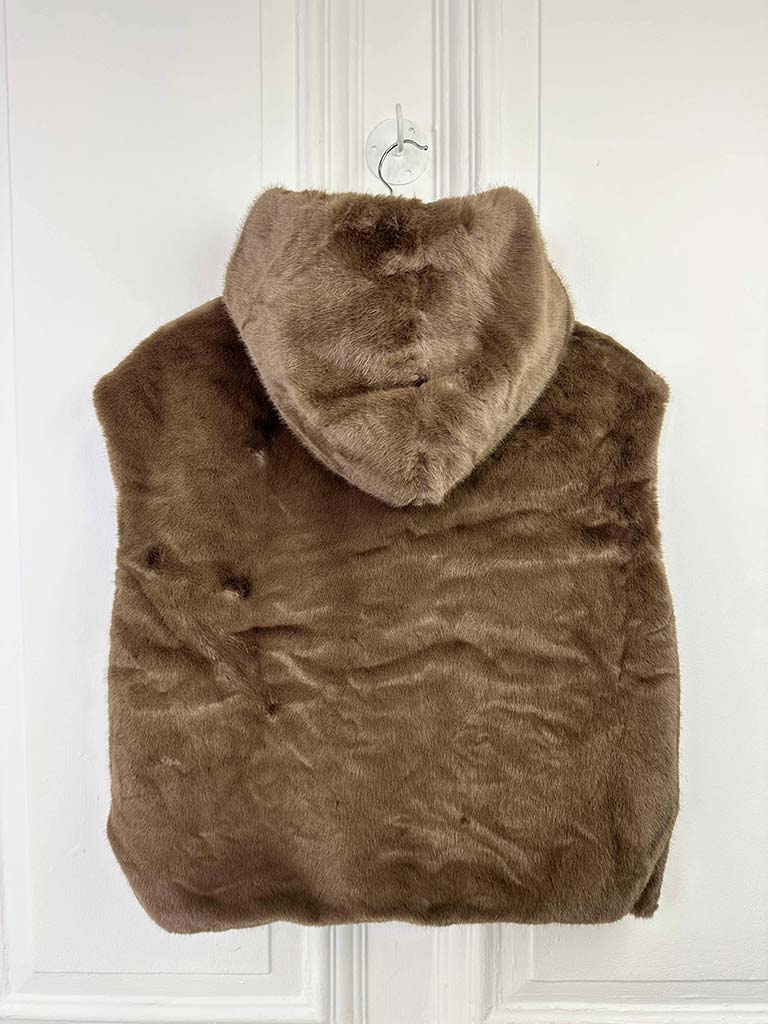 Malissa J Luxe Faux Fur Hooded Gilet - Chocolate