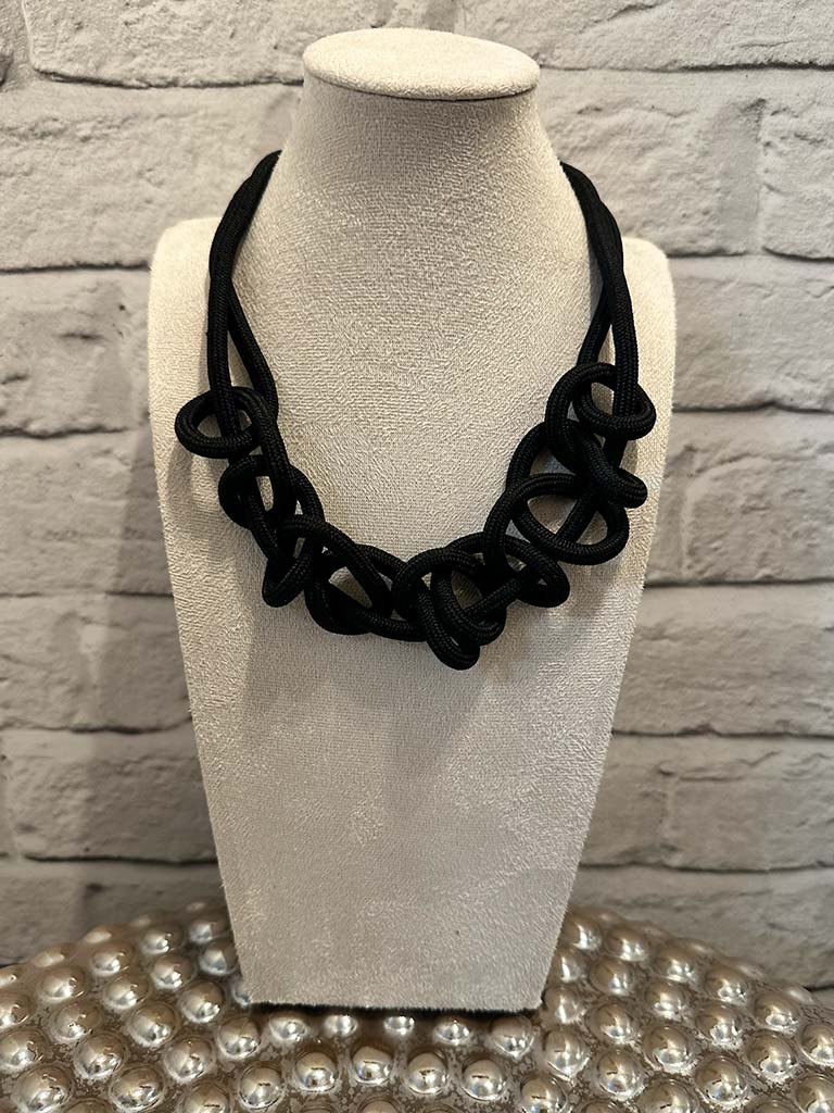 Looped Rope Necklace - Black