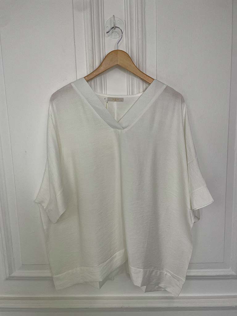 Classic V-Neck Top - Warm White