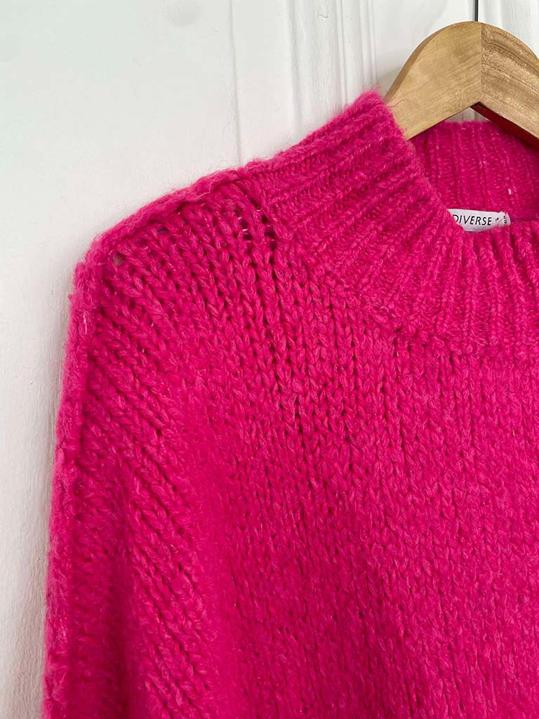 Chunky Exposed Seam Knit - Hot Pink