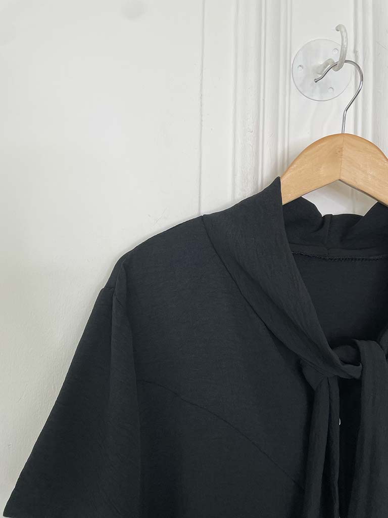 Tie Collar Shirt - Black