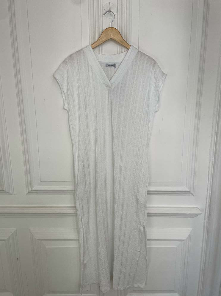 Textured Side Split Dress - White