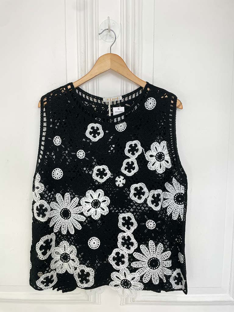 Malissa J Crochet Flower Tank Knit - Mono