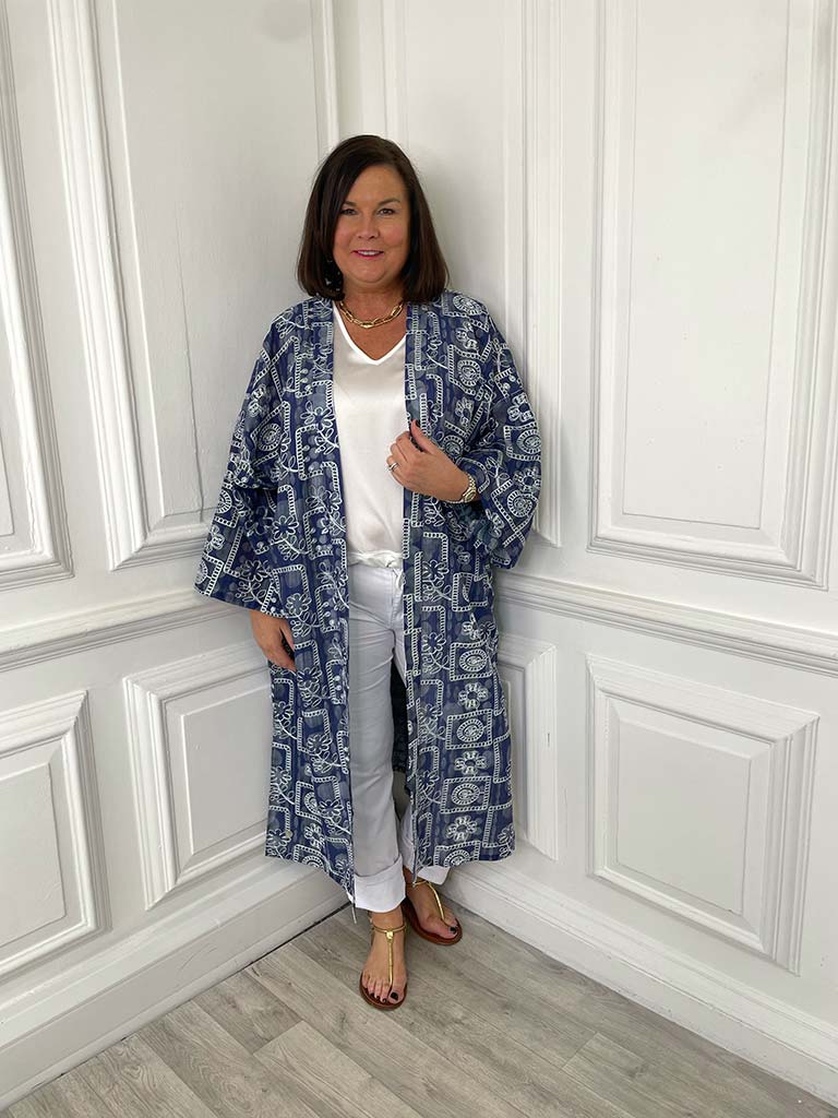 Blue daisy print long kimono with relaxed styling, perfect for womens fashion and everyday wear in a modern outfit. - Malissa J Daisy Print Long Kimono