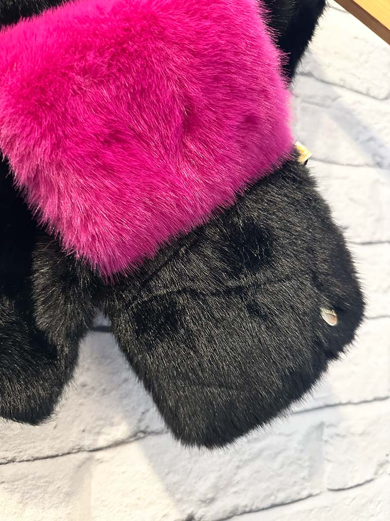 Malissa J Faux Fur Collar - Black & Pink