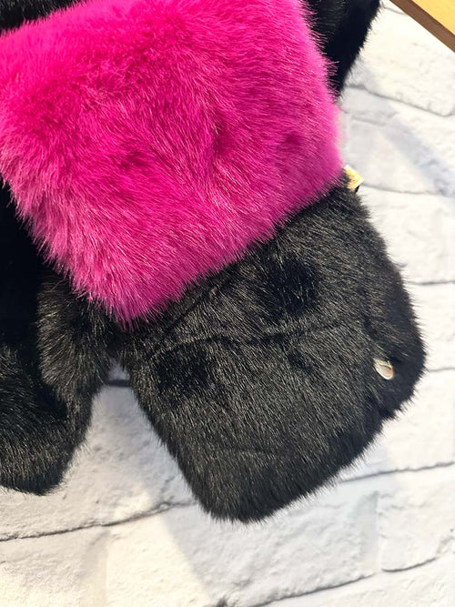 Malissa J Faux Fur Collar - Black & Pink