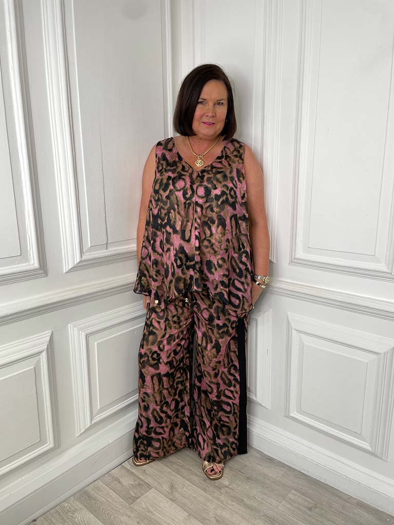 Malissa J V-Neck Bias Cut Vest - Blush Leopard