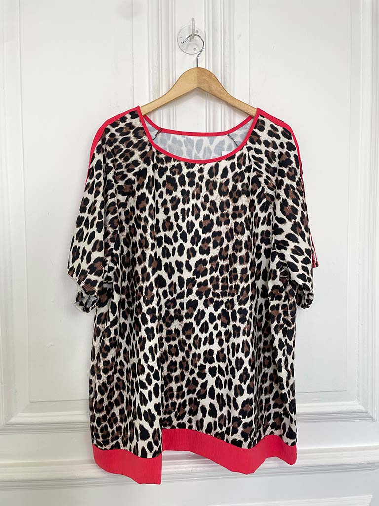 Sports Luxe Leopard Top - Red