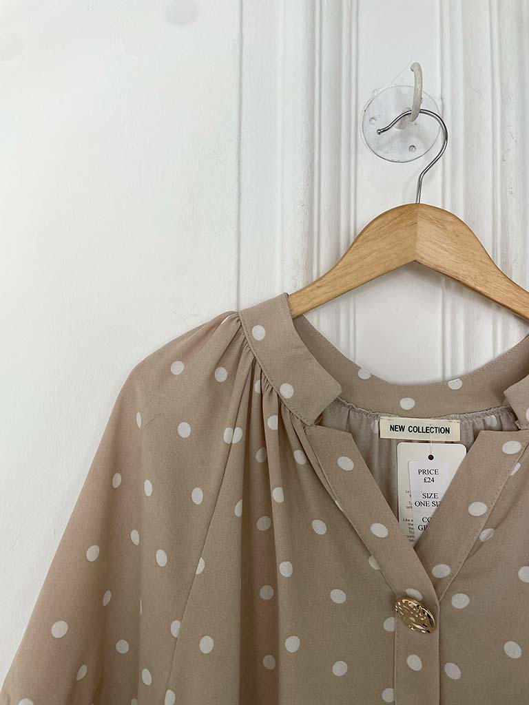 Dotty Large Button Top - Stone