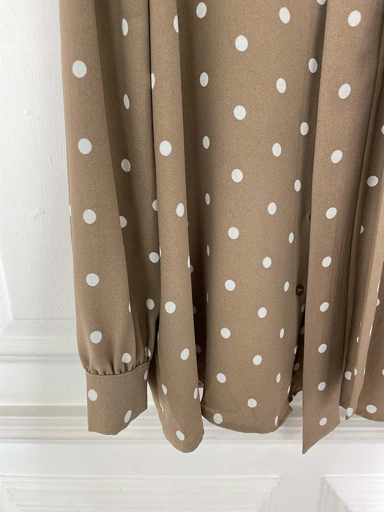 Dotty Pussybow Blouse - Mocha